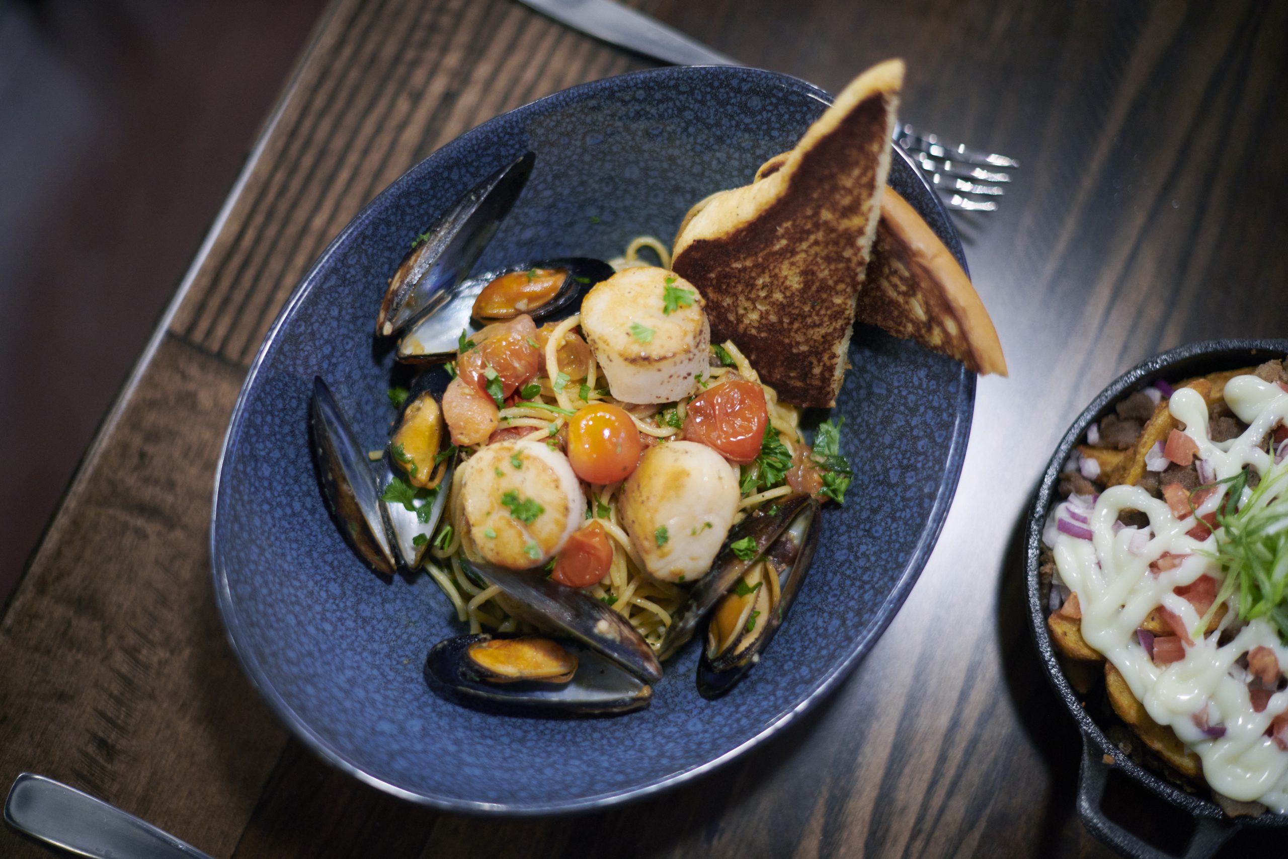 Un plat de fruits de mer